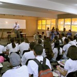 Secretário conversa com alunos e professores do Dom Luciano - Foto: Juarez Silveira/Educação