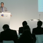 Déda apresenta oportunidades de investimento em Sergipe na Europa - Marcelo Déda faz palestra para investidores no BMP / Foto: Divulgação