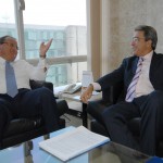 Déda obtém garantia de novos investimentos para Sergipe em Brasília - Tarso Genro e Marcelo Déda em audiência no Ministério da Justiça / Foto: Sérgio Amaral
