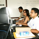 56 municípios já aderiram ao Plano de Ações Articuladas - Técnicos trabalham na elaboração do Plano de Ações Articuladas / Foto: Juarez Silveira/Educação