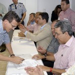 Prefeitos reafirmam ações de expansão e qualifição da atenção básica nos municípios - Foto: Márcio Garcez/Saúde