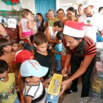 Distribuição de presentes continua em localidades carentes do interior - Foto: Jorge Henrique/ASN