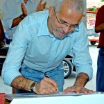Déda participa de assinatura de ordens de serviço para obras no Bugio - Foto: Márcio Dantas/ASN
