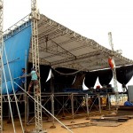 Verão Sergipe começa nesta sextafeira em Pirambu - Montagem da estrutura do Verão Sergipe em Pirambu / Foto: André Moreira/ASN