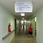 Integração da rede hospitalar melhora atendimento no HUSE - Corredores vazios no PS do HUSE / Foto: Márcio Garcez/Saúde