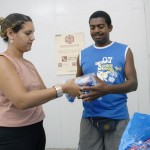 Troca de alimentos por abadás do Bloco da Prevenção termina nesta quintafeira - Foto: Márcio Garcez/Saúde
