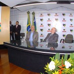 Déda reassume e destaca atuação de Artêmio Barreto no cargo - Foto: Márcio Dantas/ASN
