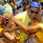 Marcelo Déda participa do desfile do bloco Rasgadinho em Aracaju - Foto: Márcio Dantas/ASN