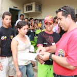 Governo leva cidadania ao interior com o 'Sergipe de Todos' - O casal Amadeu Barbosa e Isabel Alves com as novas carteiras de identidade / Foto: César de Oliveira/ASN