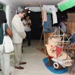 Déda visita mostra com réplicas das obras de Arthur Bispo do Rosário - Foto: César de Oliveira/ASN