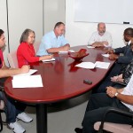 Secretário de Educação se reúne com consultores do MEC - Foto: José Santana Filho/SEED