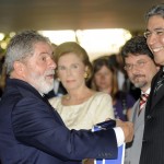 Déda é condecorado com a GrãCruz da Ordem do Rio Branco em Brasília - Déda recebe a comenda do presidente Lula / Foto: Sérgio Amaral