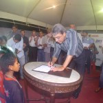Déda assina ordem de serviço para obras de rede de água