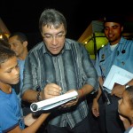 Déda assina ordem de serviço para obras de rede de água