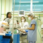 Novos monitores melhoram assistência a pacientes críticos no HUSE - Foto: Márcio Garcez/Saúde