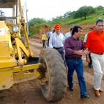 Marcelo Déda visita obra da rodovia Canindé  Capim Grosso -