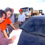Marcelo Déda visita obra da rodovia Canindé  Capim Grosso -