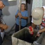 População participa de combate à dengue promovido pelo Estado - Foto: Alejandro Zambrana
