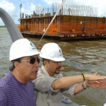 Déda e ministro do Turismo visitam obras da Ponte Joel Silveira - Foto: Márcio Dantas/ASN