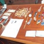Polícia apresenta acusados de roubar mansões e agências de viagens - Foto: Reinaldo Gasparoni/SSP