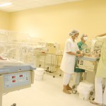 Treinamento capacita enfermeiros da maternidade na assistência às pacientes - Foto: Lízia Martins
