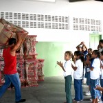 Equipamentos estão sendo distribuídos nas 400 escolas da rede estadual - Foto: Juarez Silveira/SEED