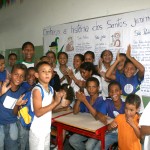 Equipamentos estão sendo distribuídos nas 400 escolas da rede estadual - Foto: Juarez Silveira/SEED