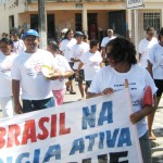 Entidades comunitárias auxiliam no combate à dengue nos bairros - Foto: Ascom/SES