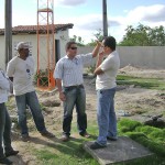 Técnicos da Embasa visitam nova adutora do povoado Santa Rosa do Ermírio - Foto: Ascom/Deso