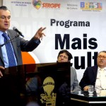 Déda e ministro assinam convênio para construção de pontos de cultura - Foto: Márcio Dantas/ASN