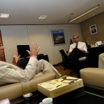 Déda debate ampliação do Aeroporto de Aracaju com presidente da Infraero - Déda em audiência com o presidente da Infraero