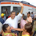 Déda entrega casas e assina ordem de serviço para barragem em Poço Verde - Foto: Marcio Dantas/ASN
