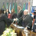 Déda recebe o Colar do Mérito Judiciário na despedida de Artêmio Barreto - Foto: César de Oliveira/ASN