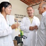 Instituições recebem alimentos arrecadados pela Saúde no Bloco da Prevenção - Foto: Márcio Garcez/SES