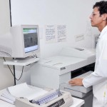 Laboratório do Huse atinge 100% de acertos em resultados de exames - Foto: Márcio Garcez/SES