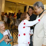 Governador prestigia lançamento de livro da autora Carmelita Fontes  - O governador Marcelo Déda e a escritora Carmelita Fontes / Foto: Márcio Dantas / ASN