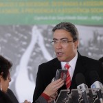 Governador orienta trabalhos do Estado para amenizar consequências do vendaval - Foto: Sérgio Amaral