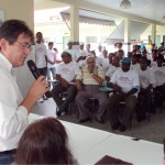 Governo e agricultores discutem soluções para crise na citricultura - Foto: Ascom/Emdagro