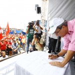 Governador transfere oficialmente capital para Aquidabã durante o 'SE de Todos'  - Governador assina ordem de serviço para obras de implantação e pavimentação da rodovia SE160 / Fotos: Márcio Dantas/ASN