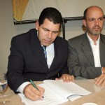 Banese assina Acordo de Resultados do Projeto de Fortalecimento do APL de Petróleo - Saumínio Nascimento