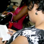 Técnicos participam de oficina de leitura e produção de texto - A oficina tem como objetivo incentivar a leitura / Fotos: Juarez Silveira/Seed