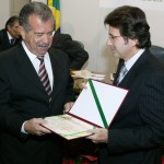 Governador é homenageado durante comemoração dos 40 anos do TCE  -