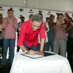 Governador autoriza construção da estrada entre 2 povoados em Poço Redondo -