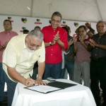 Governador autoriza construção da estrada entre 2 povoados em Poço Redondo -