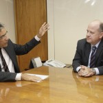 Governador pede a ampliação do ‘Luz para Todos’ em Sergipe - Governador Marcelo Déda e o ministro de Minas e Energia