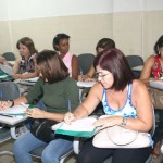 Técnicos participam de seminário sobre Legislação Educacional - Ana Lúcia Muricy ministrou palestra sobre o papel do Conselho Estadual da Educação de Sergipe na regulamentação do Sistema Estadual de Ensino / Fotos: Juarez Silveira/Seed