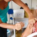 Vacinação contra gripe pandêmica continua nas unidades básicas de saúde - Fotos: Edson Araújo