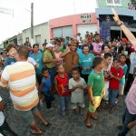 Déda autoriza implantação de rodovias entre Tomar do Geru e Itabaianinha  - Governador Marcelo Déda assina ordem de serviço em Itabaianinha / Fotos: Marcos Rodrigues/ASN