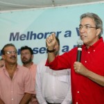 Déda autoriza implantação de rodovias entre Tomar do Geru e Itabaianinha  - Governador Marcelo Déda assina ordem de serviço em Itabaianinha / Fotos: Marcos Rodrigues/ASN