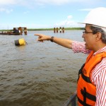 Governador Marcelo Déda visita obras da ponte sobre o rio Piauí - Fotos: Márcio Dantas/ASN